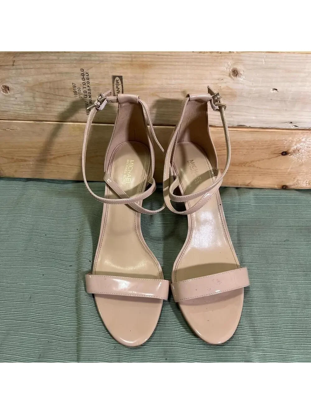MICHAEL Michael Kors Nude Patent Leather Ankle Strap Heels Size 8 M